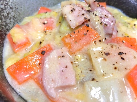 柚子胡椒で♪豆乳仕立ての和風な白菜クリーム煮